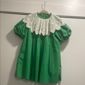 Vintage handmade Green Kids Dress with White Lace Collar SIZE 5 Easter